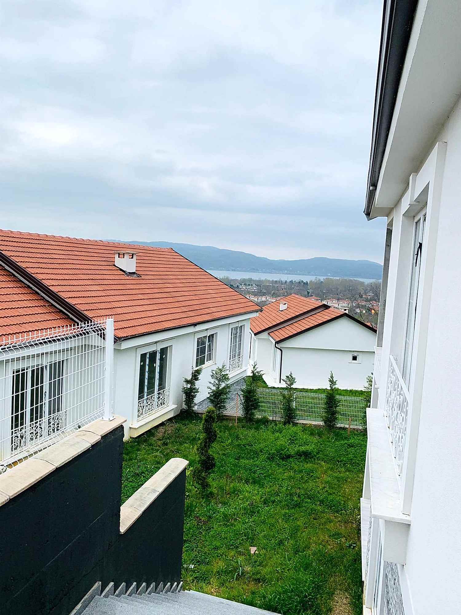 KOLAYLI YAKUT VİLLALARI